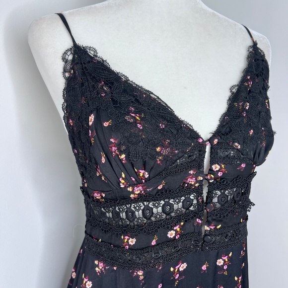 Intimately Free People Out & About Maxi Floral Slip Lace Black Dress M - Picture 3 of 8